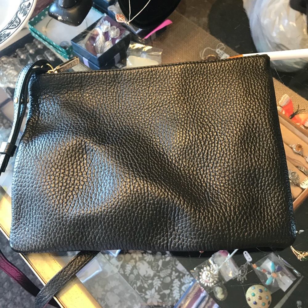 Small cuyana leather handbag